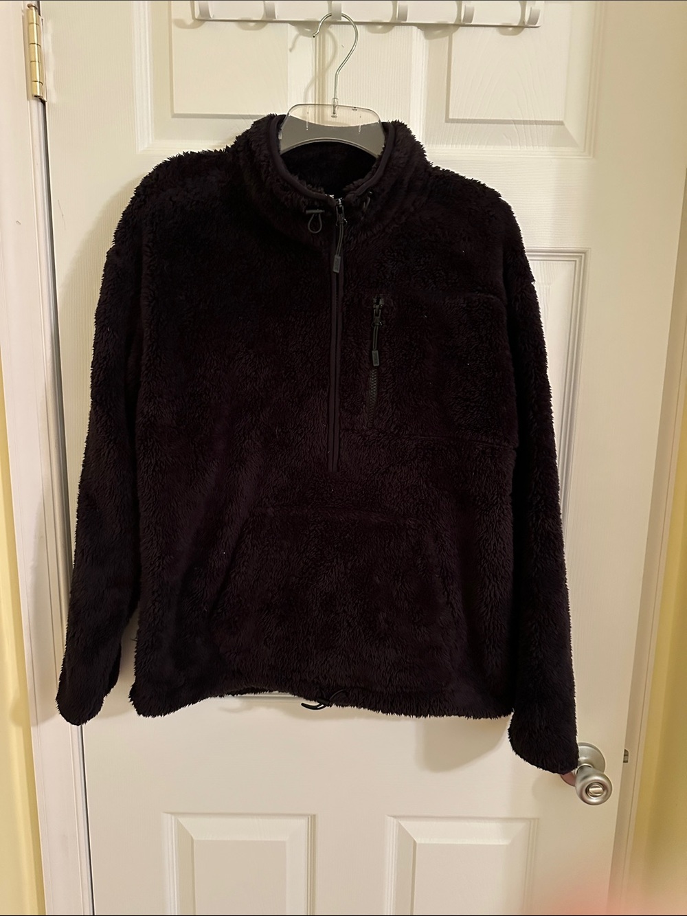 Pink by Victoria’s Secret Black Fleece Pullover Jacket
